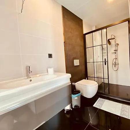 Yaylakoy Ozel Havuzlu Private Kusadasi